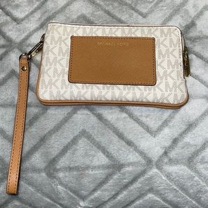 Michael Kors Cream Print Wallet